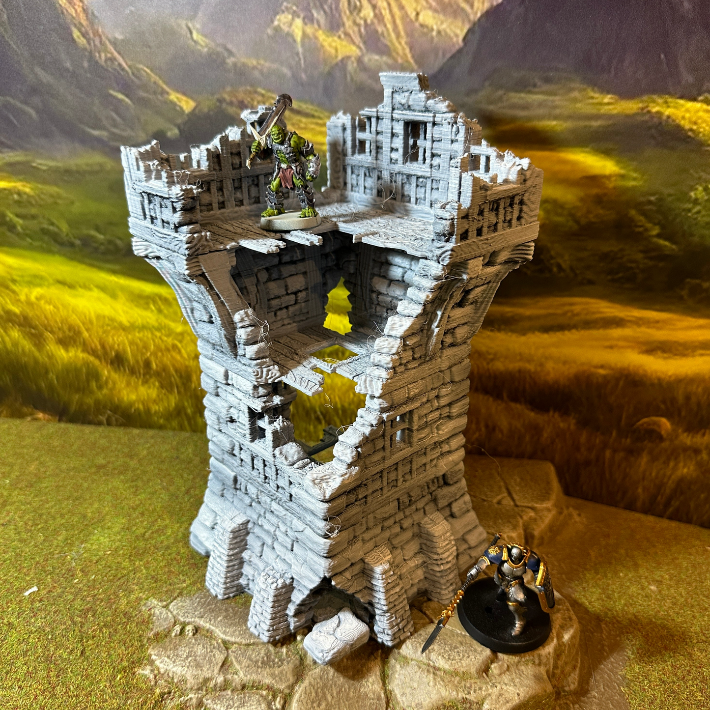 Ruined Fantasy Watch Tower building 28mm scale