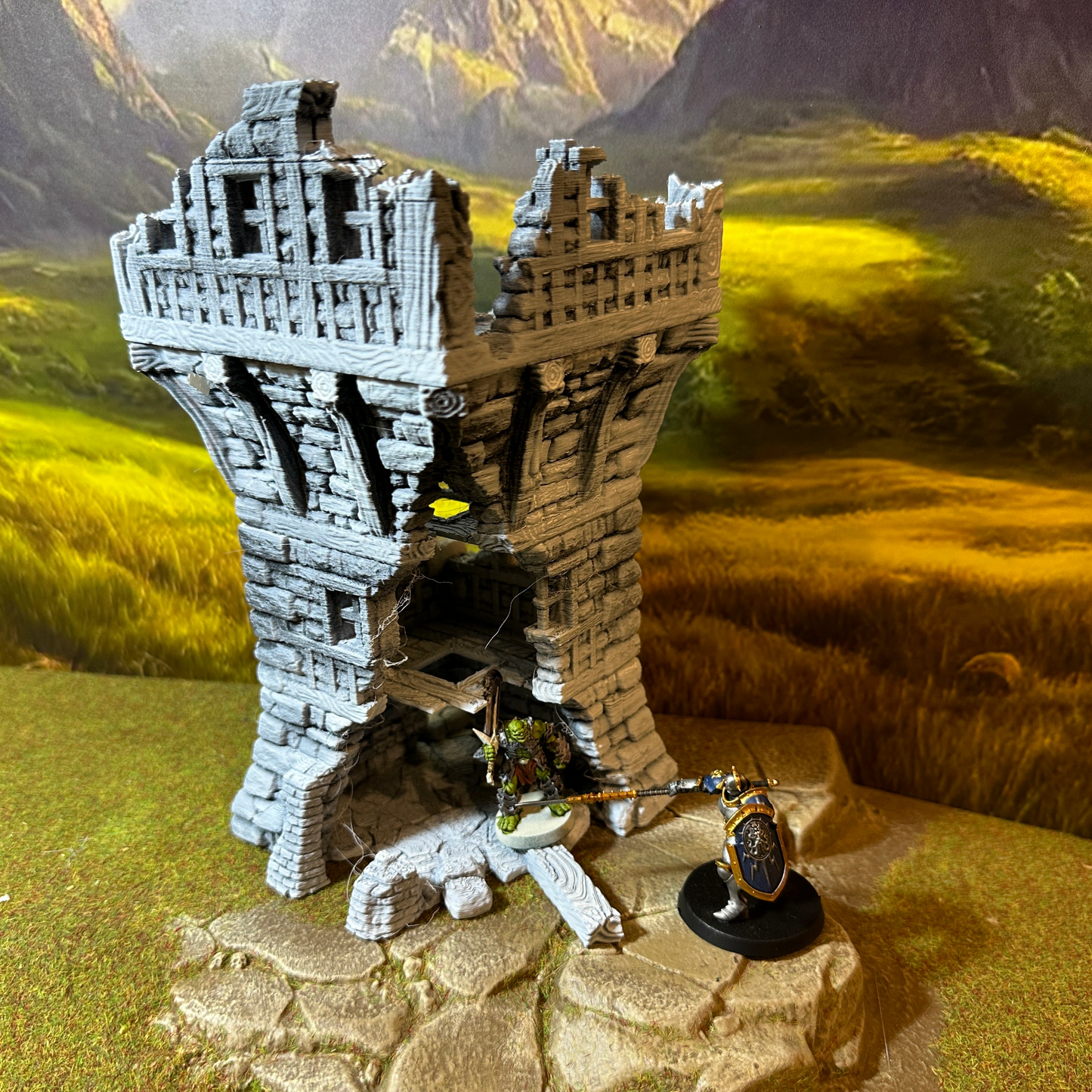 Ruined Fantasy Watch Tower building 28mm scale