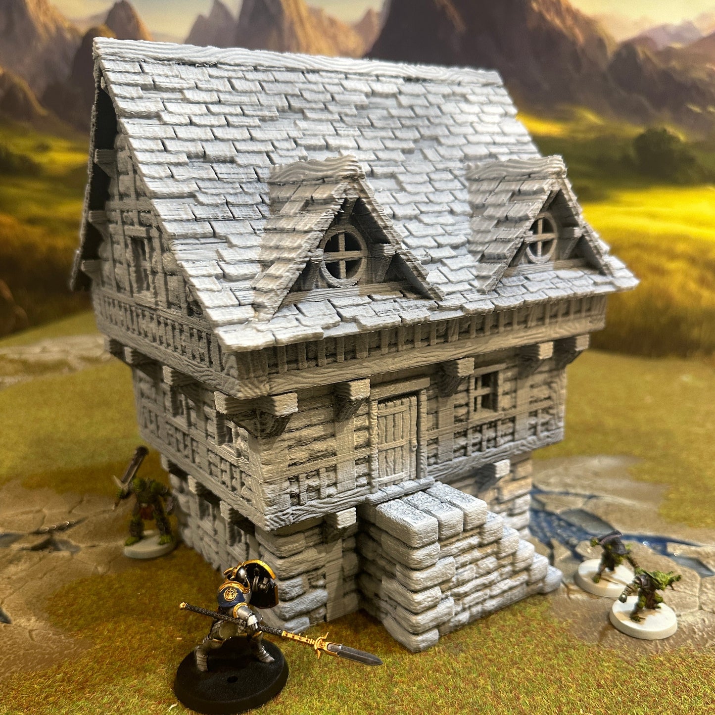 Large two-story Fantasy house 28mm scale